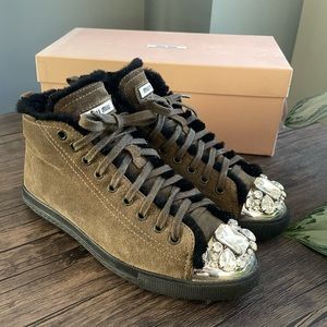 🚨Long Weekend Prcing Only🚨MIU MIU SUEDE SHEARLING METAL CAP TOE CRYSTALS
